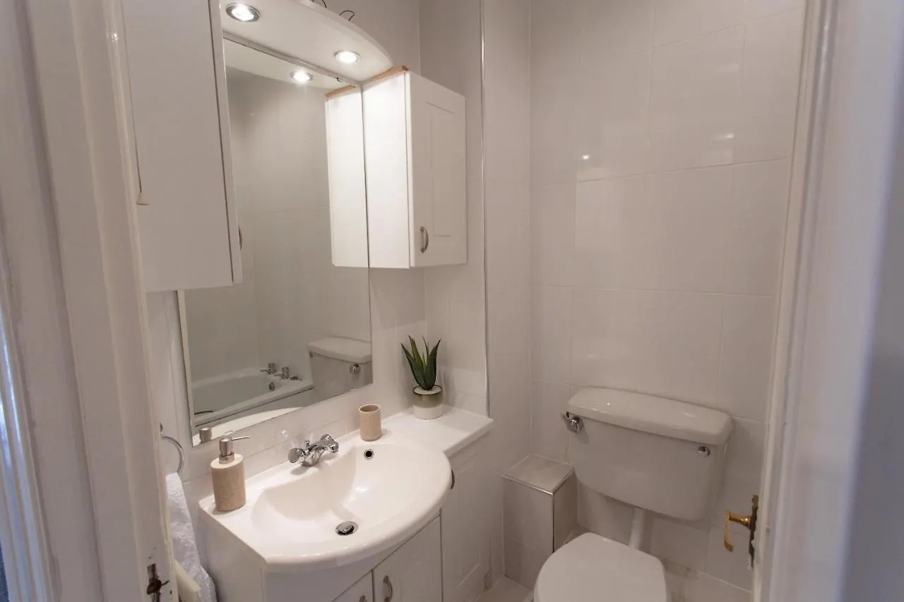 A Cosy Chester City Centre Retreat Apartment