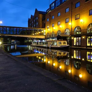 Mill & Hotel